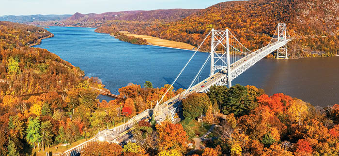 https://www.americancruiselines.com/cruises/new-england-cruises/hudson-river-fall-foliage-cruise